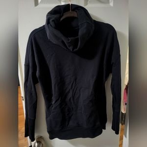 Lulu lemon size small/medium Luxurious black cowl neck pullover